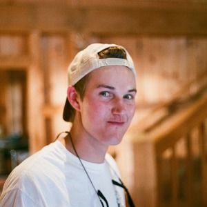 Meet your Posher, Ethan